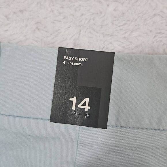 The limited women's size14 light blue, easy short chino short 4' inseam NWT - Picture 5 of 5